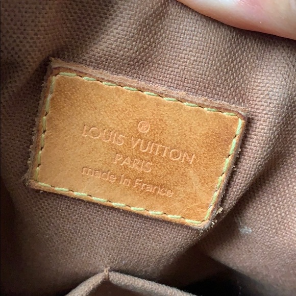 Louis Vuitton Tivoli PM gently used, like new. - Picture 8 of 8